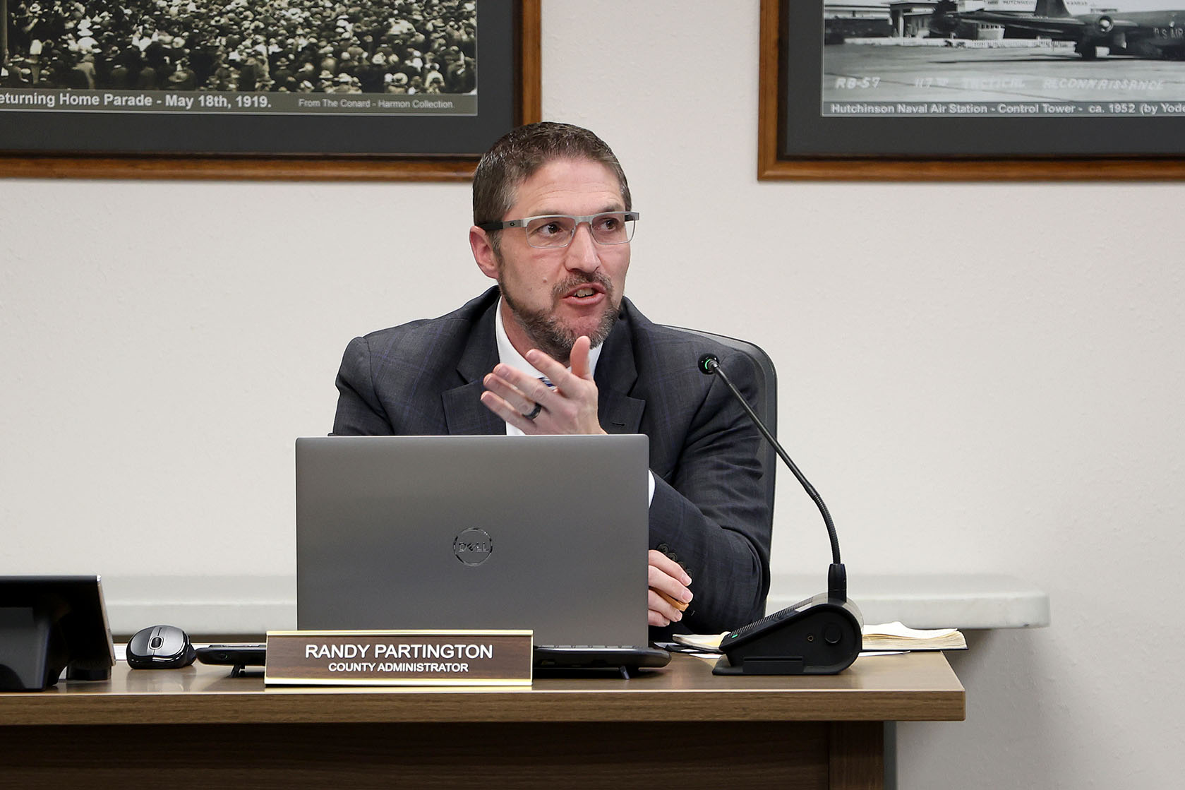 012126_BOCC special mtg_R Partington_3449.jpg