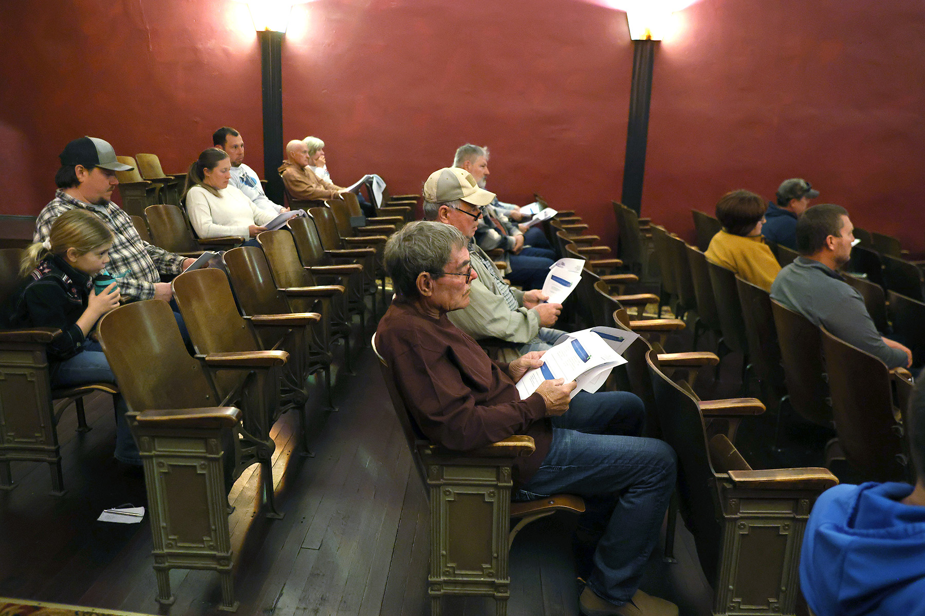 021726_Town Hall Pretty Prairie_Appraiser_crowd_8431.jpg