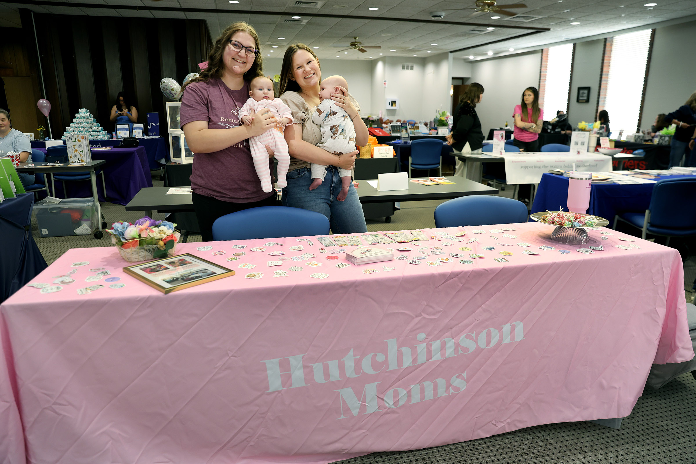 052026-Community Baby Shower_8037.jpg