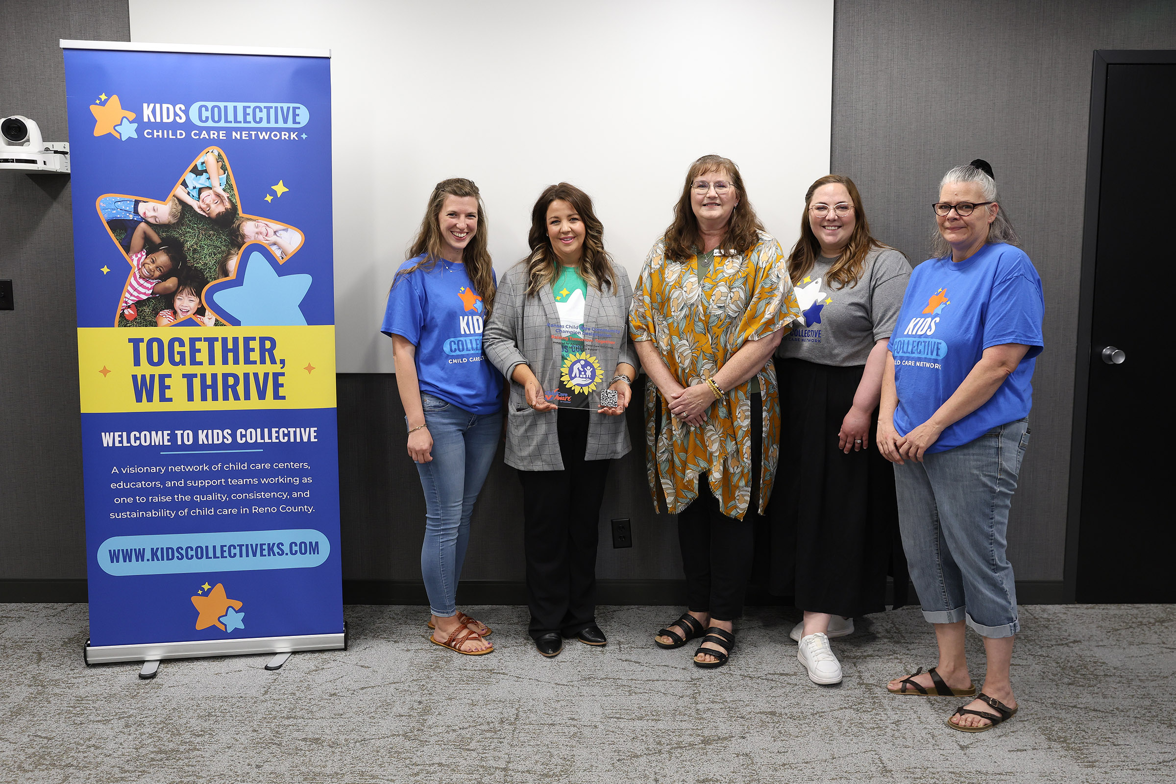 060126 child care award_5794.jpg