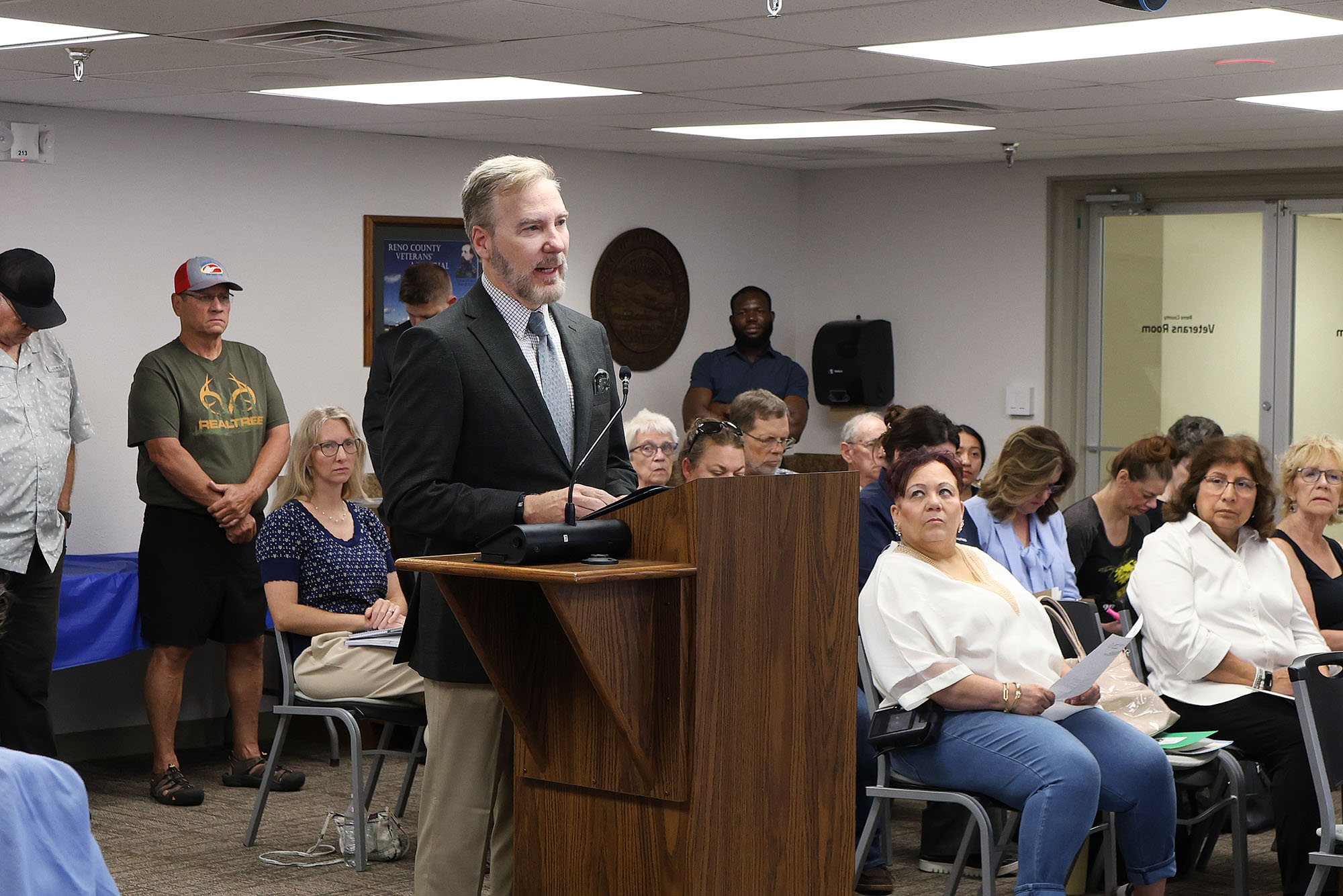 060926-BOCC meeting_0002.jpg